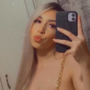 Meet your Posher, Mirella